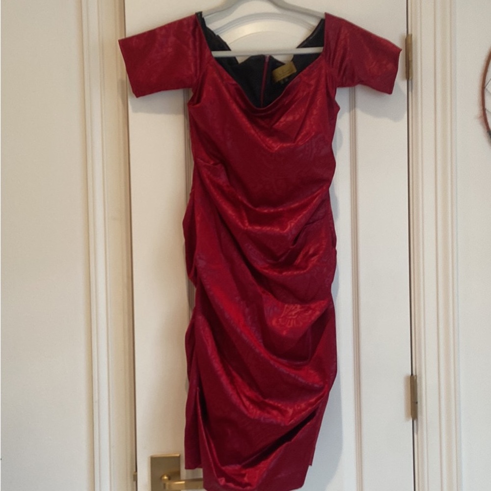 Nicole Miller red long satin cocktail dress with short sleeves